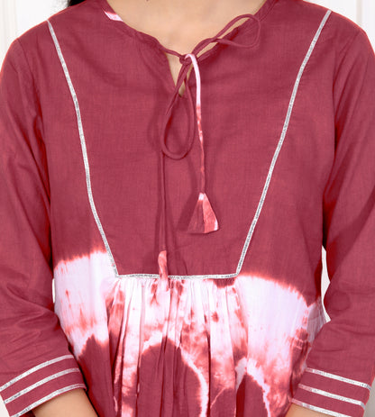 Maroon Tie-Dye Cotton Outfit with Front Tie Detailing – Stylish Set of 2