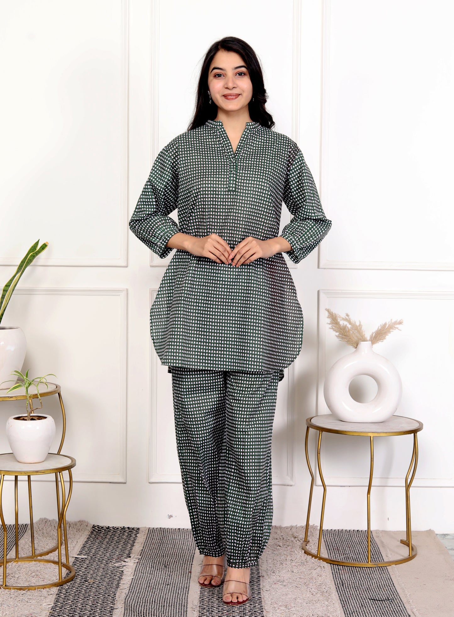 Green Block Print Checkered V-Neck Outfit – Stylish Co-ord Set