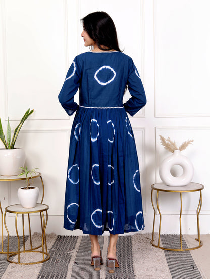 Indigo Tie-Dye Cotton Dress – Elegant and Comfortable Long Flared Dress