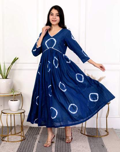 Indigo Tie-Dye Cotton Dress – Elegant and Comfortable Long Flared Dress