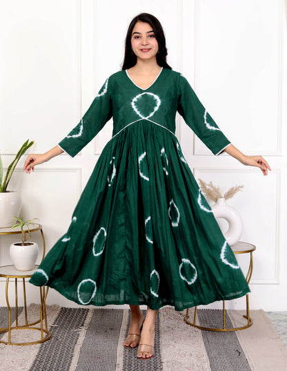 Green Tie-Dye Cotton Outfit with Lace Detailing – Flared Dress