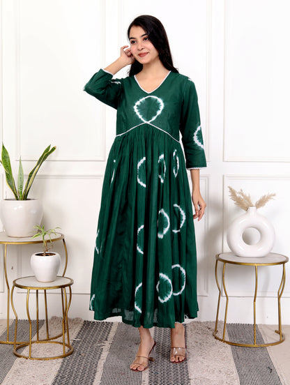 Green Tie-Dye Cotton Outfit with Lace Detailing – Flared Dress